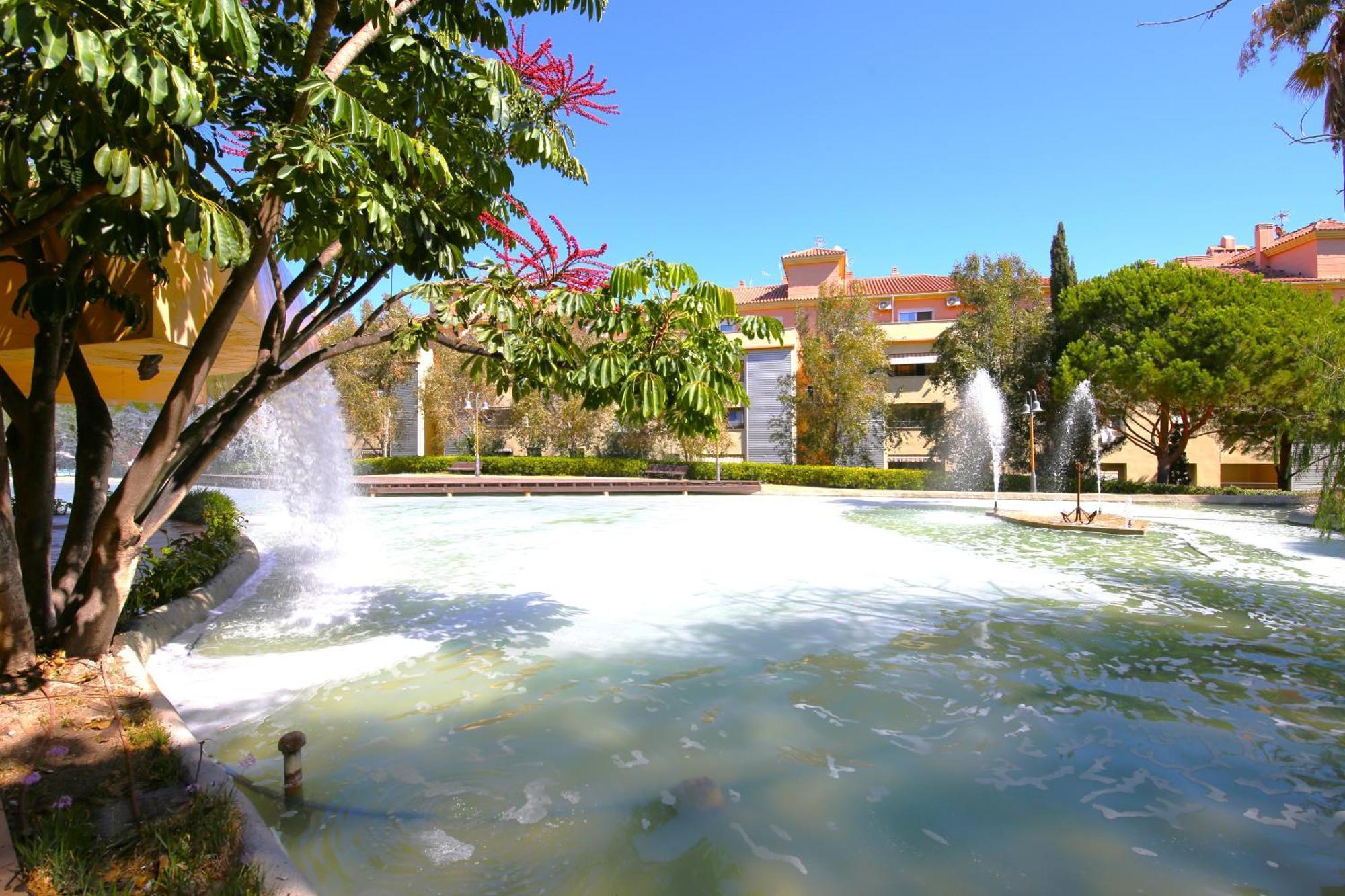 Estepona Town Apartment Carmen Eksteriør billede